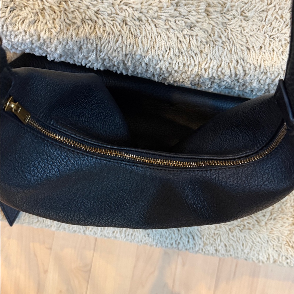OLD NAVY Hobo Bag - Black - Picture 6 of 12